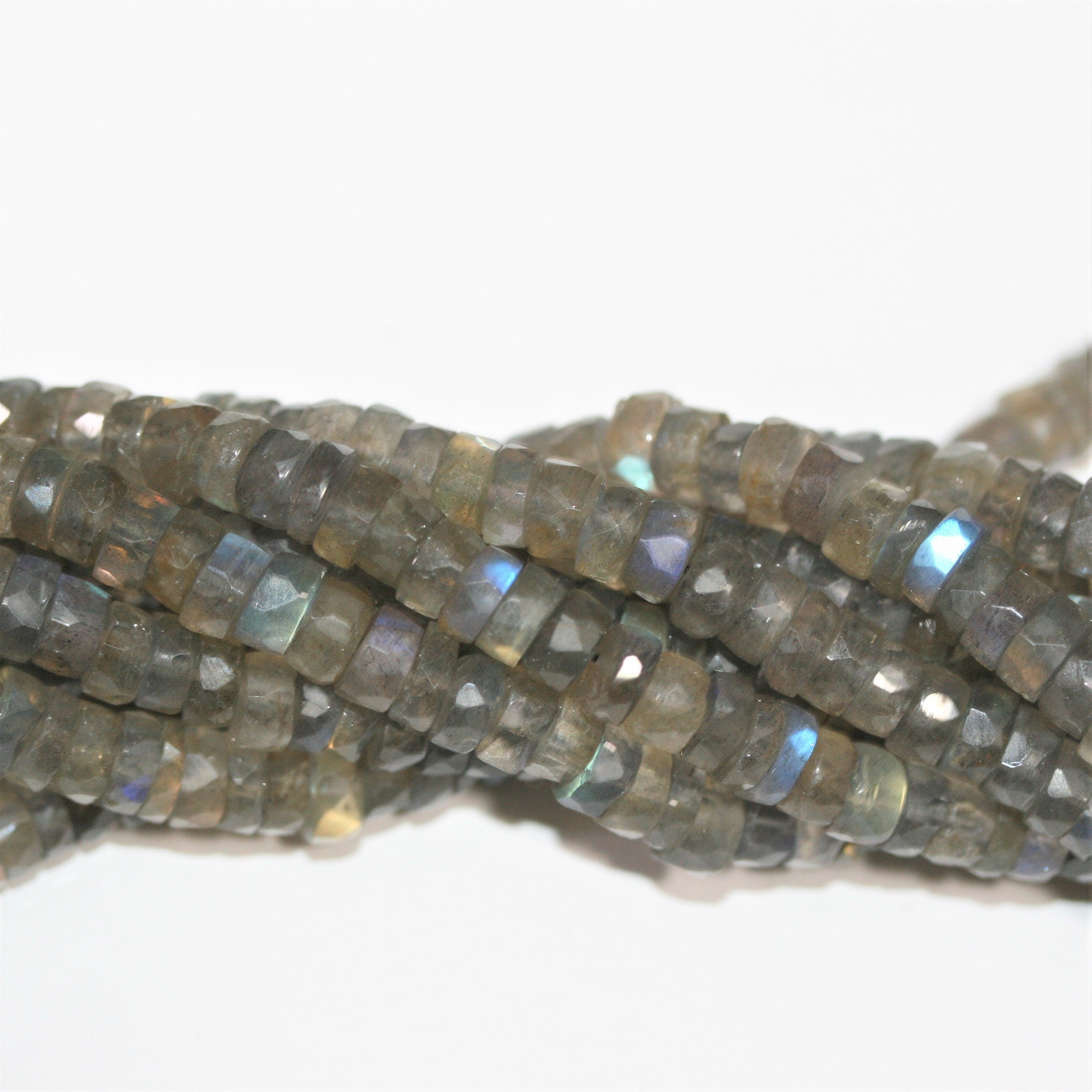 Cuentas de disco facetadas de labradorita de 16" de St., 6 x 3 mm. Aprox. - Hilo de 40 cm.