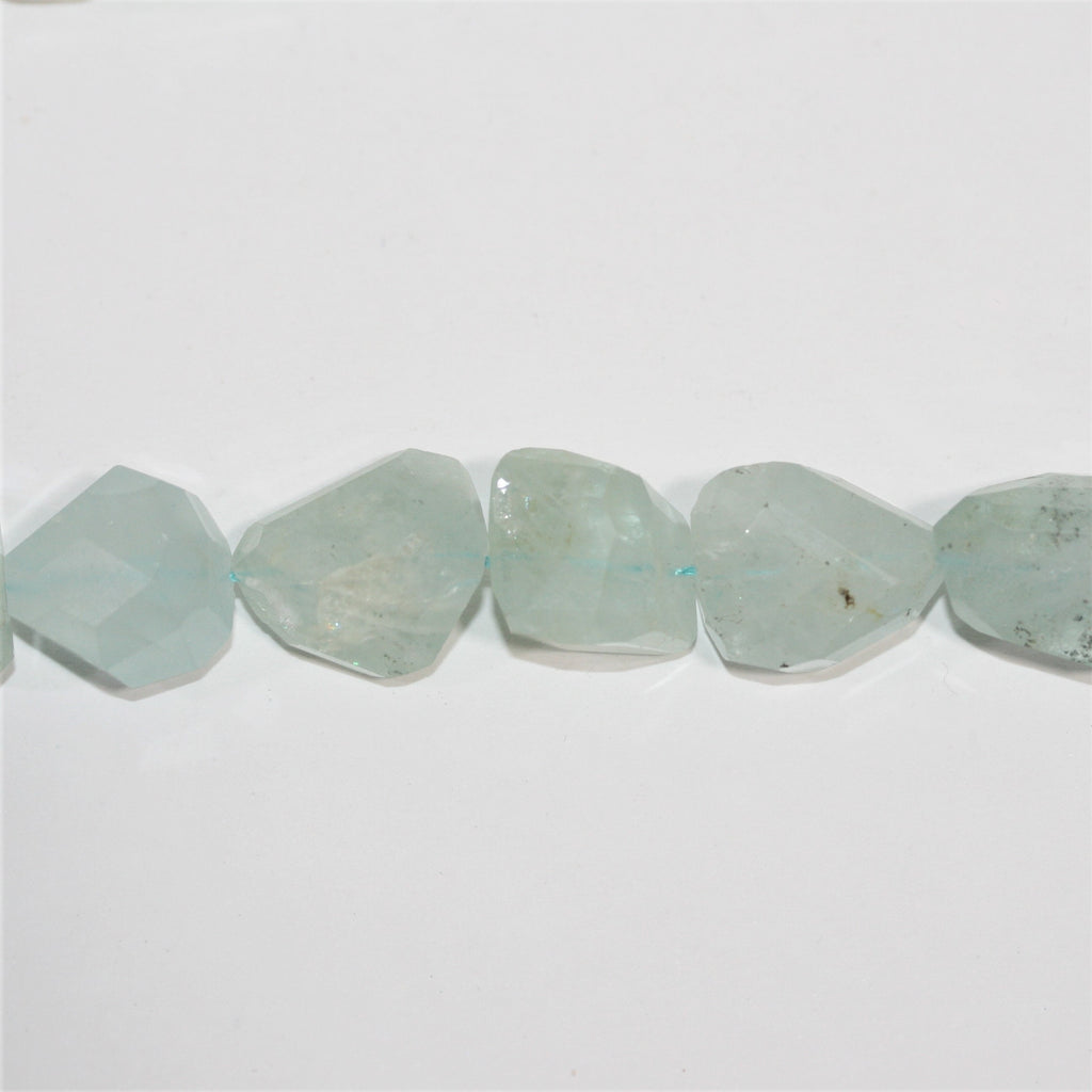 13" St Aquamarine Faceted Nugget Beads 10x8-20x12mm. Approx.- Strand 33cm.