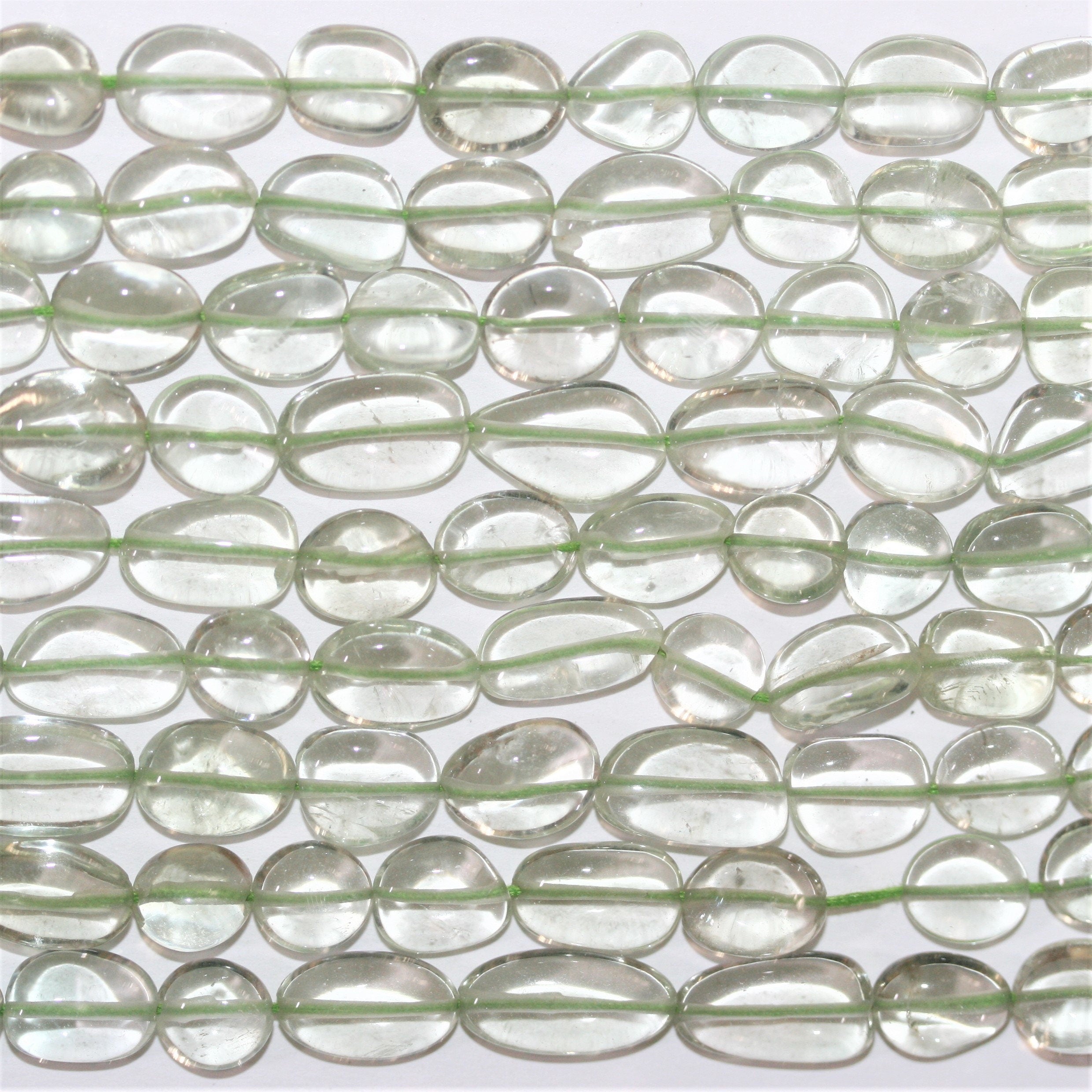 Cuentas ovaladas lisas de St Prasiolite de 16", 11 x 8 mm. Aprox. - Hilo de 40 cm.