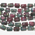 Perles rectangulaires à facettes en zoïsite rubis St de 8 pouces (8,5 x 6,5 mm). Longueur approximative du fil : 20 cm.