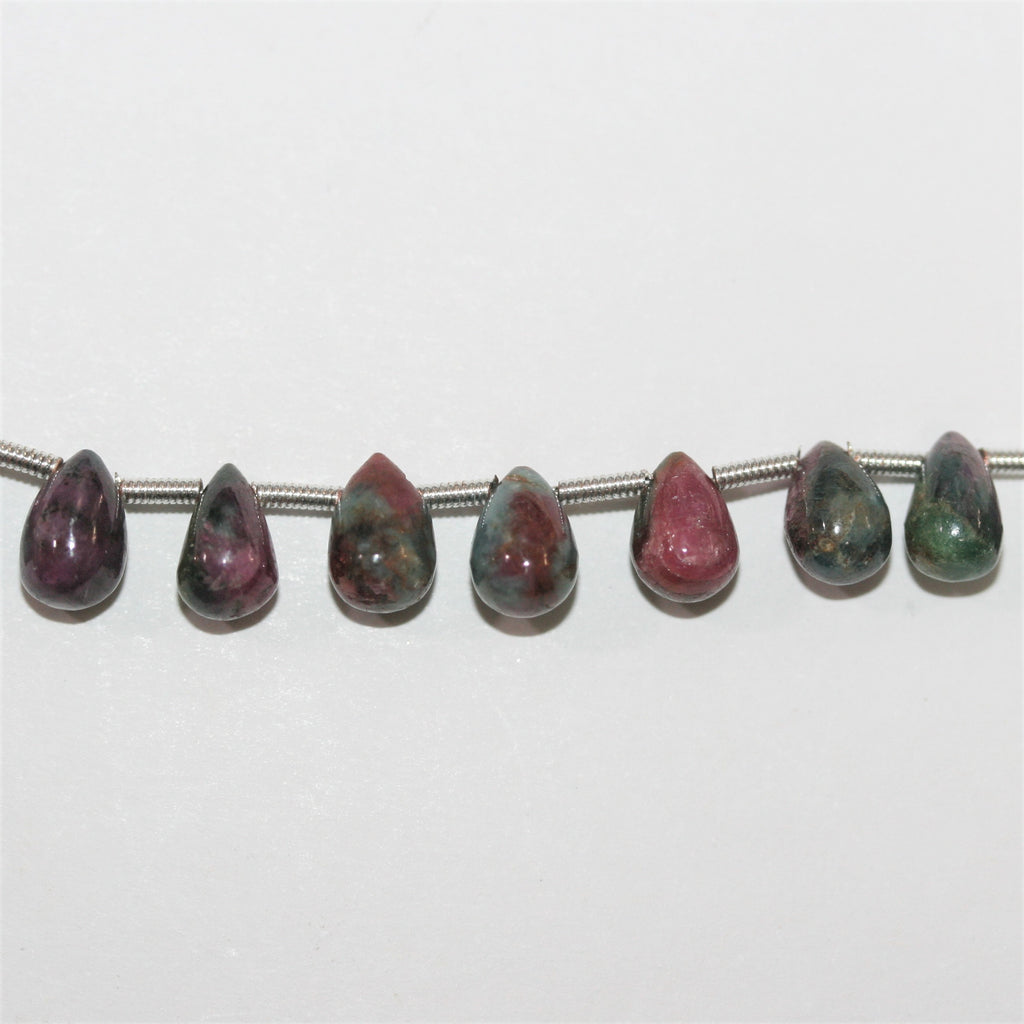 Perles en goutte lisses St Ruby Zoisite 8" 8x5mm.- Brin 20cm.