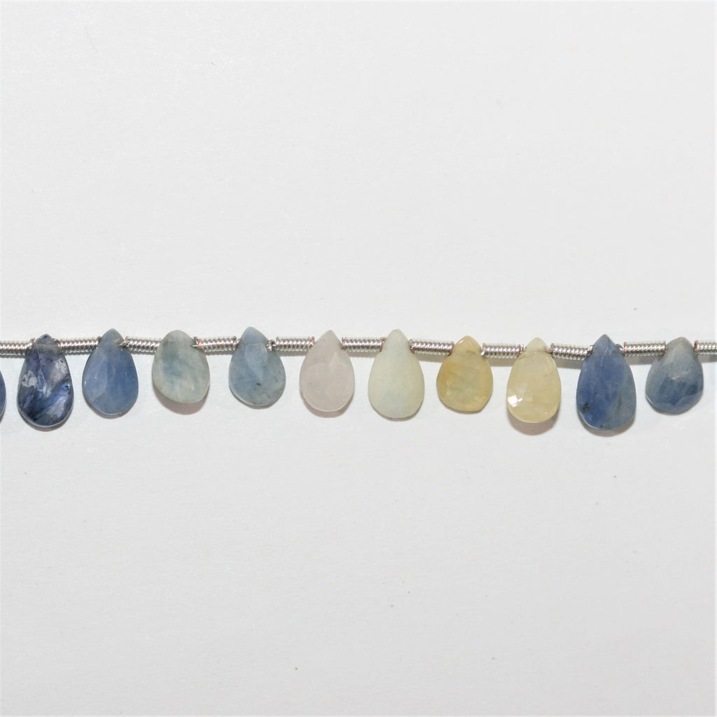 Cuentas de gota facetadas de zafiro azul-amarillo de 8" x 5 mm - Hilo de 20 cm.