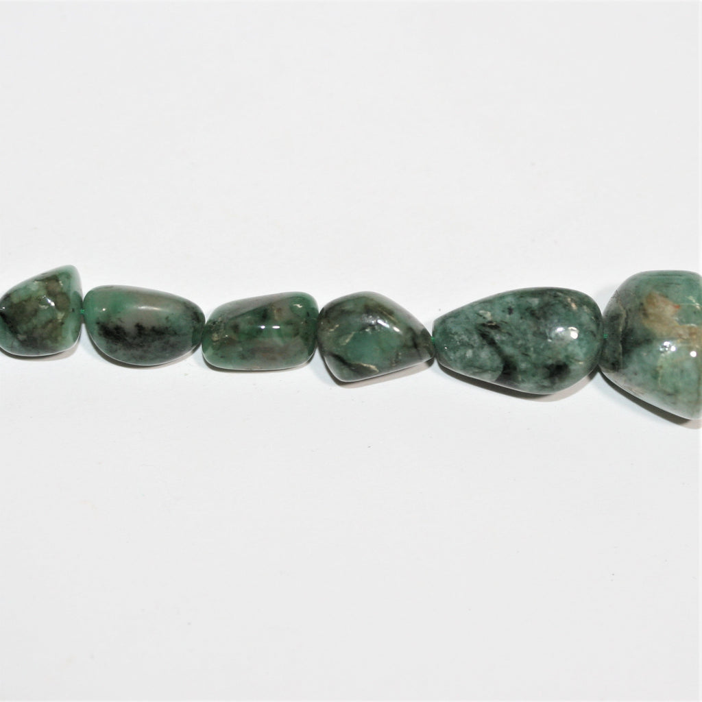 16" St Emerald Graduated Smooth Nugget Beads 10x8- 22x15mm. Approx.- Strand 40cm. - Hard Gems