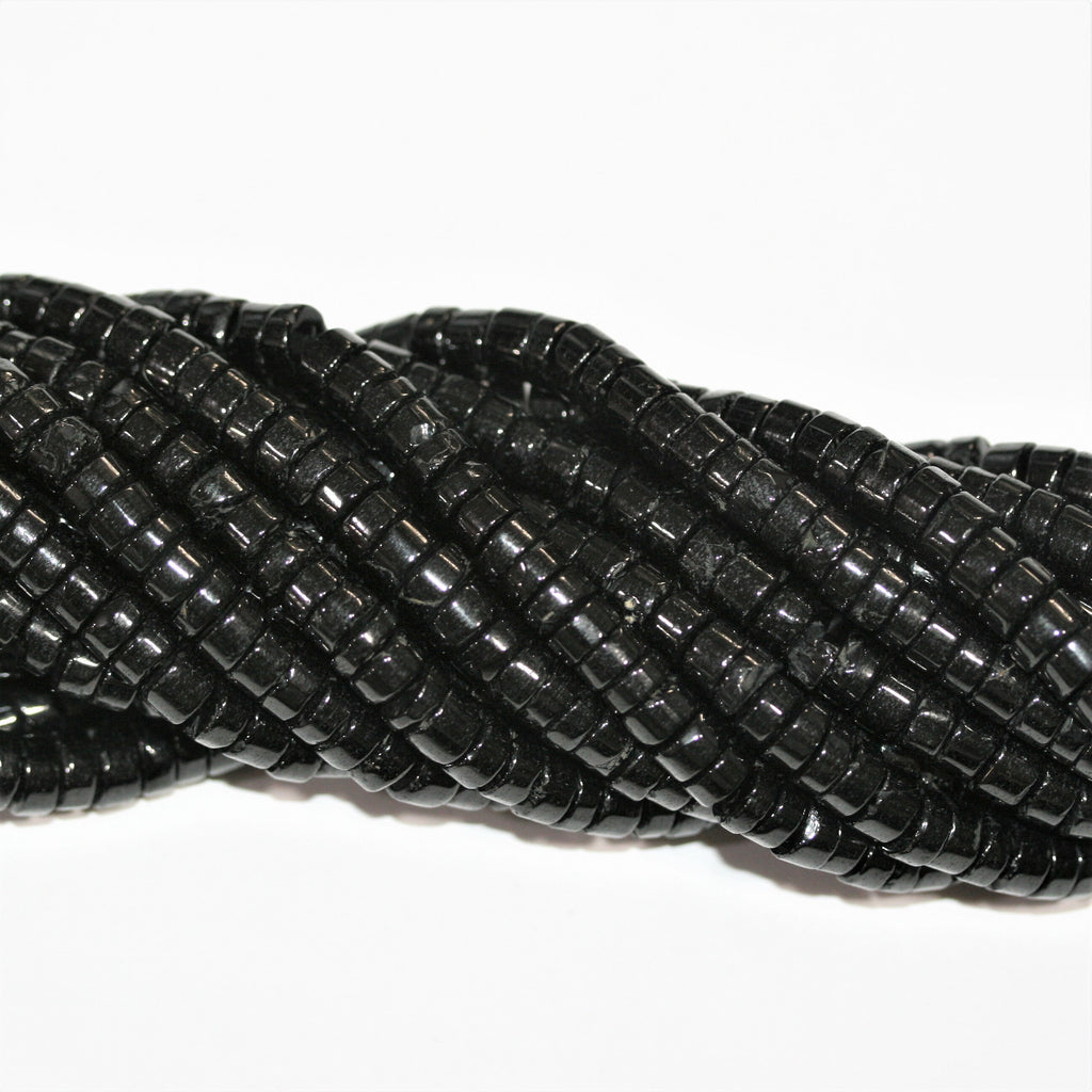 Perles rondes lisses en spinelle St de 14 pouces (6 x 3 mm). Longueur approximative du brin : 36 cm.