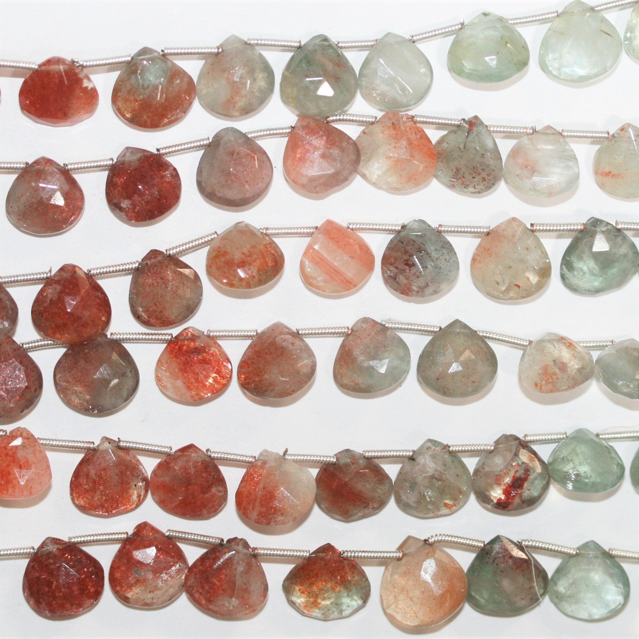 Perles en pierre de soleil facettées de 8 pouces, 10-11 mm - Fil de 20 cm.