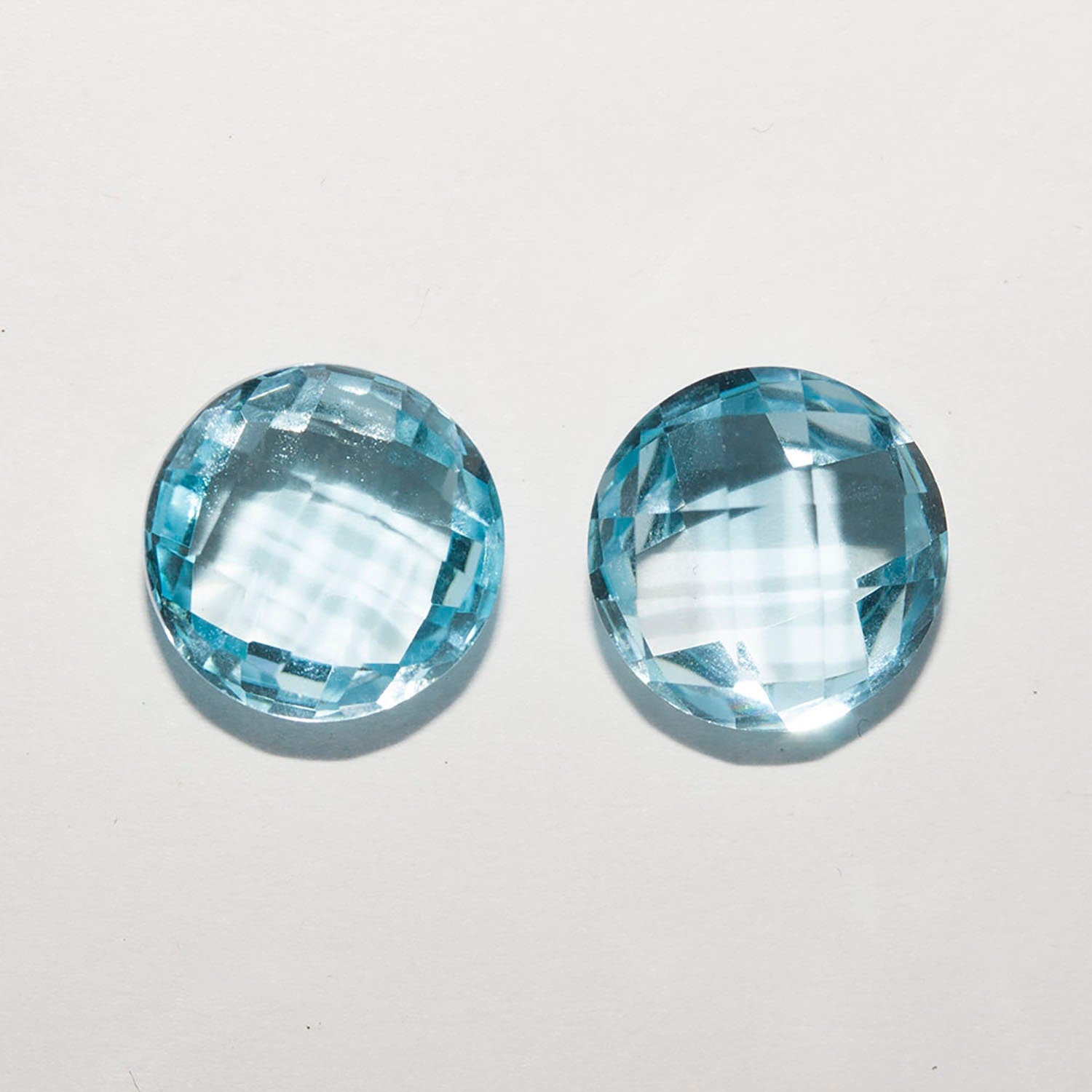 2Pcs lot Sky Topaz Round Faceted Briolette cut 10mm (1 pair) - Hard Gems