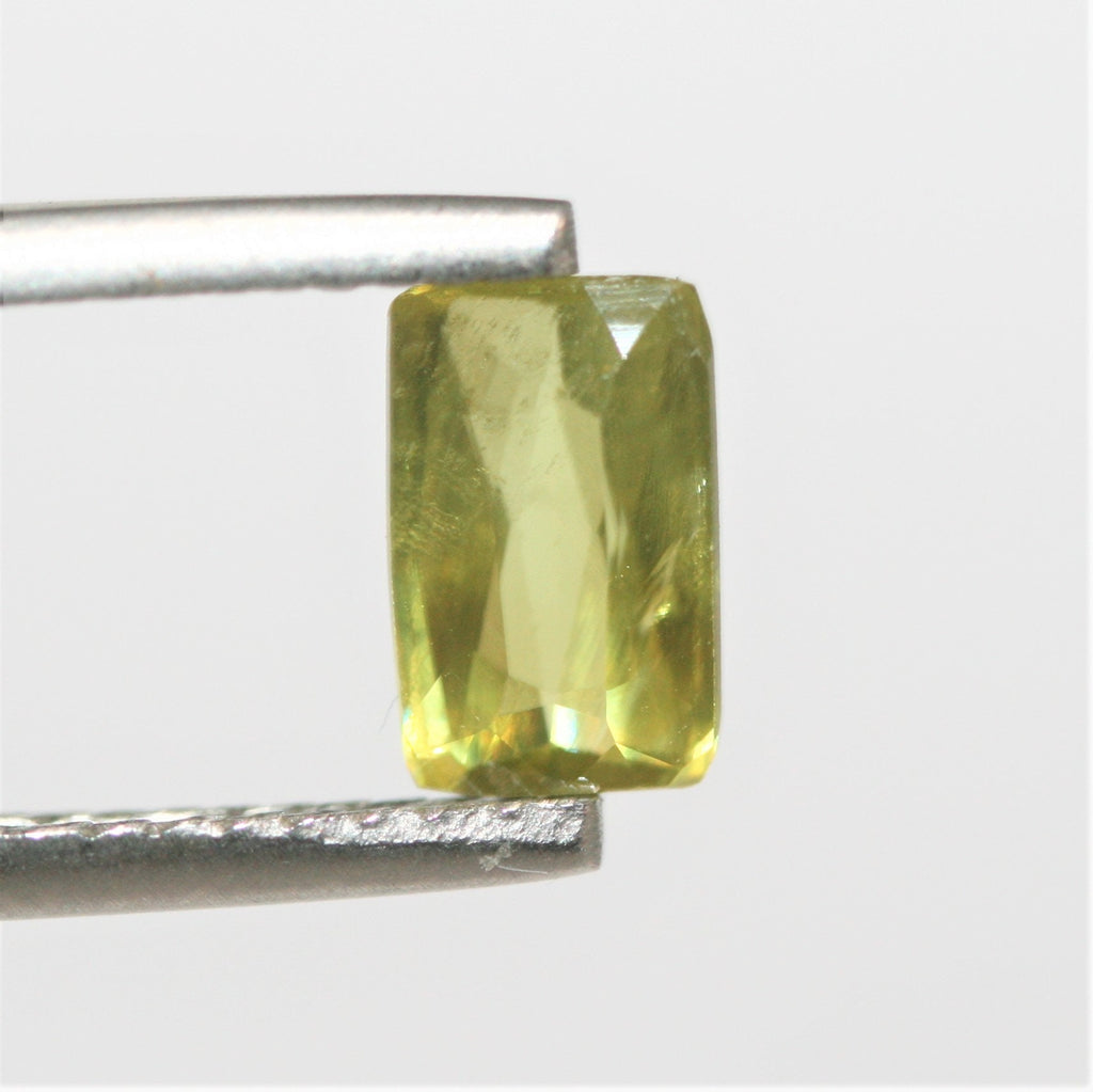 Green Sphene Titanite Rectangular Cut 8x5mm. (1.36ct.) -  Lot of  Natural Dispersion- Rare Gemstone - Hard Gems