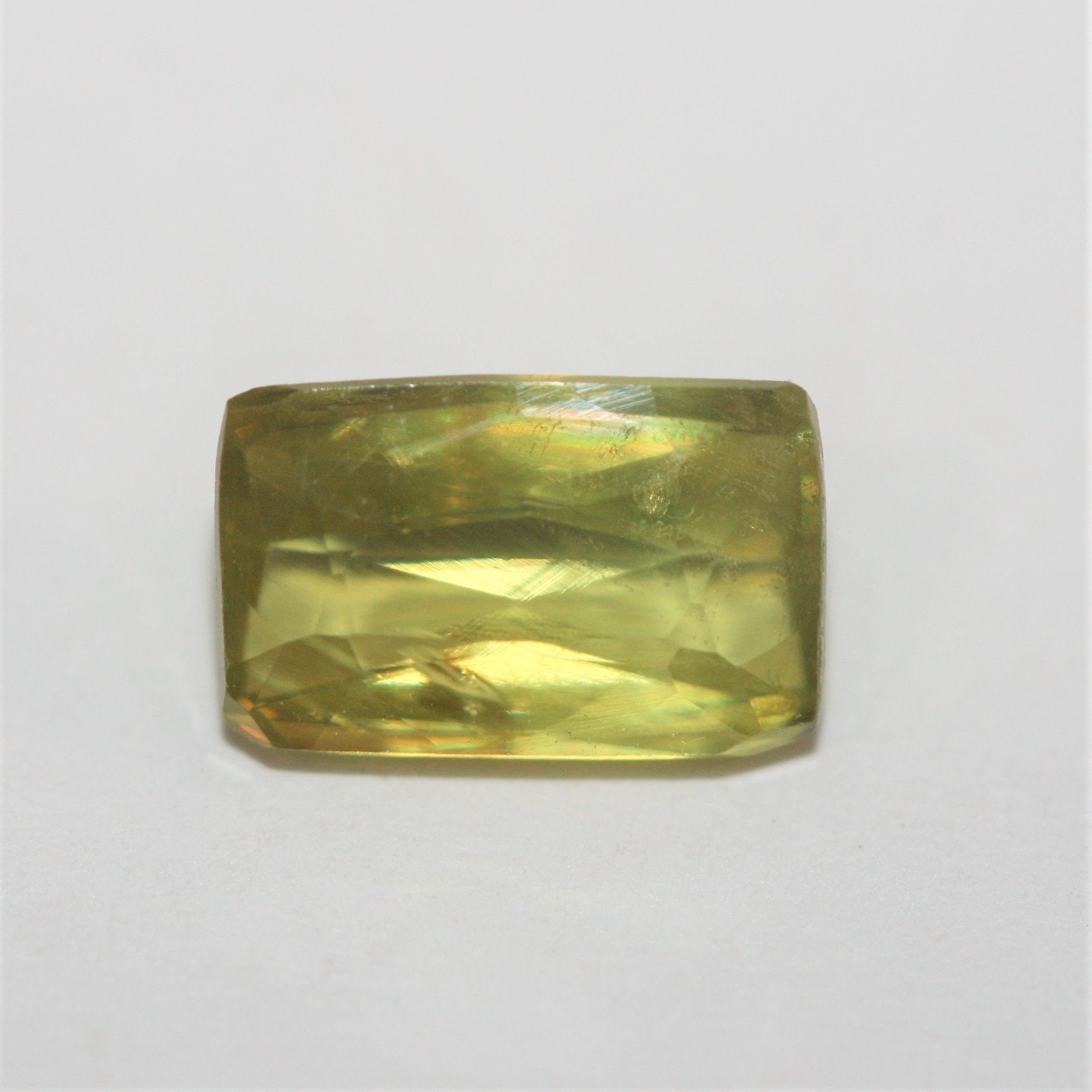 Green Sphene Titanite Rectangular Cut 8x5mm. (1.36ct.) -  Lot of  Natural Dispersion- Rare Gemstone - Hard Gems