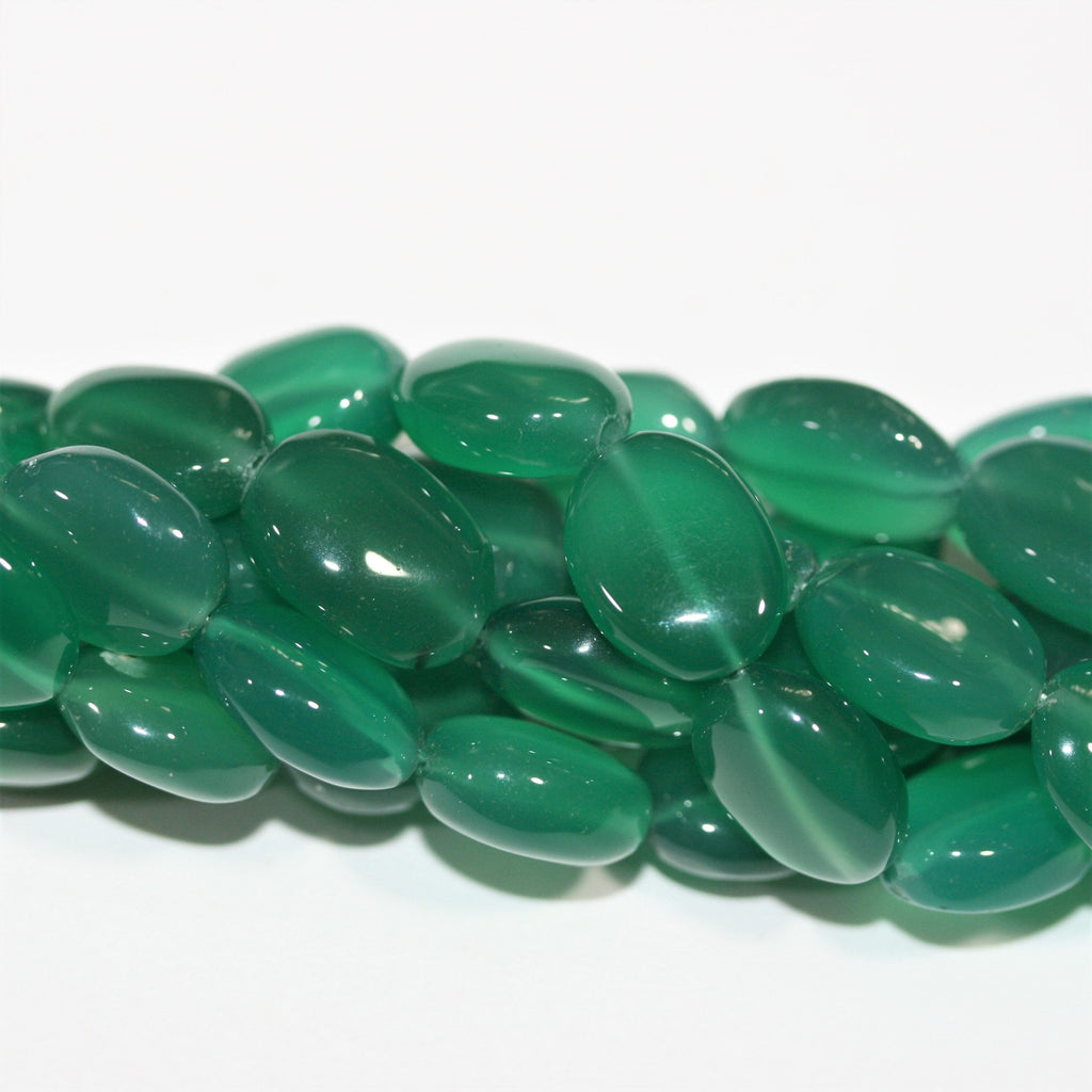 Cuentas ovaladas lisas graduadas de ónix verde St. de 17", 12 x 9-18 x 13 mm. Aprox. - Hilo de 44 cm.