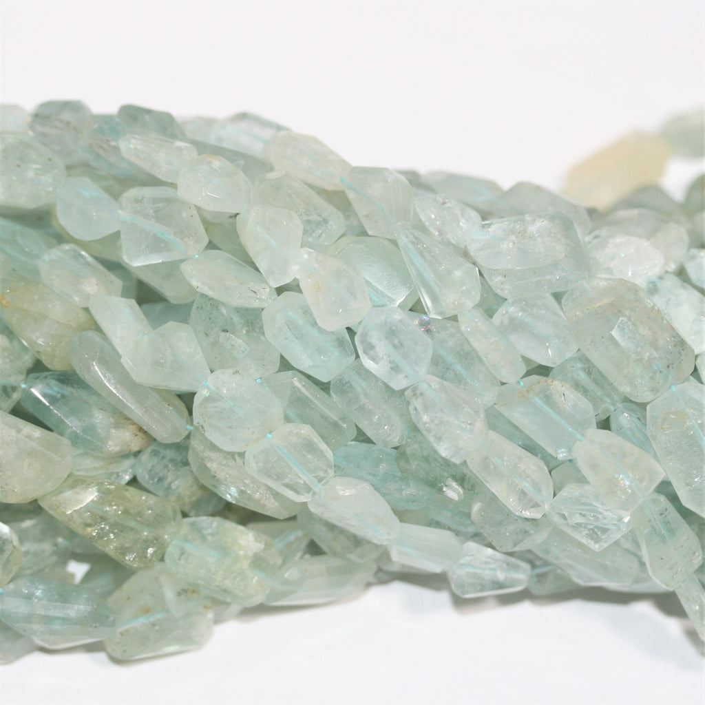 13" St Aquamarine Faceted Nugget Beads 10x8-20x12mm. Approx.- Strand 33cm.