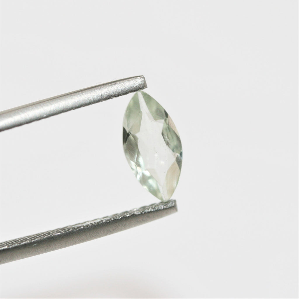 Lot de 10 pierres de prasiolite facettées en forme de marquise, 10 x 5 mm.