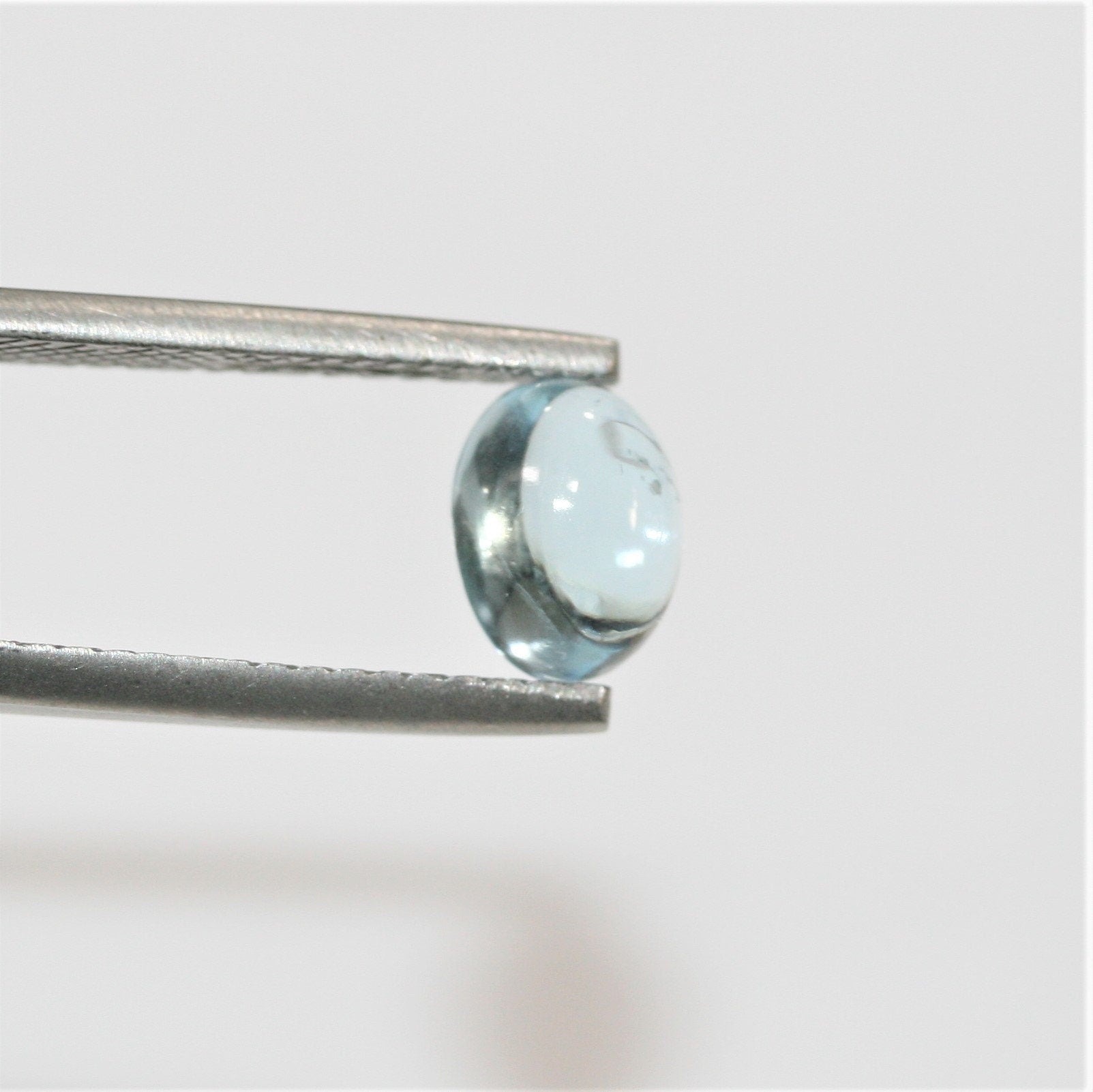 Sky Blue Topaz Smooth Oval Cabochons Lot 8x6mm.- 6 Pieces