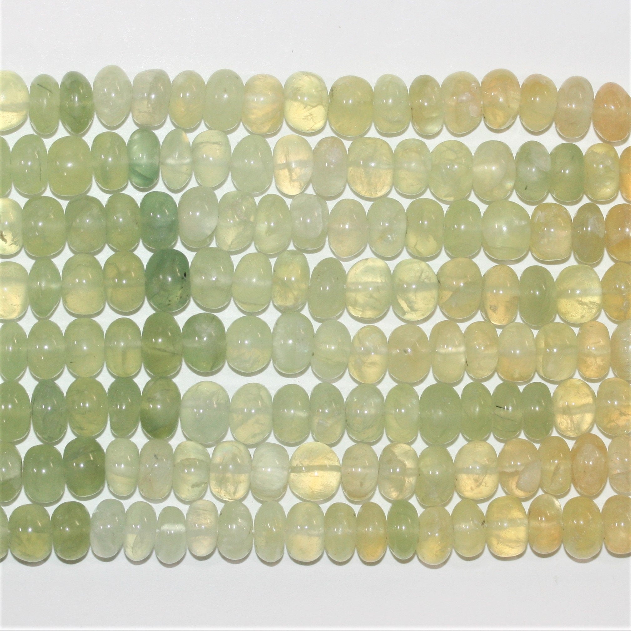 Cuentas redondas lisas de prehnita de 19", 10 x 6 mm. Aprox. - Hilo de 48 cm.