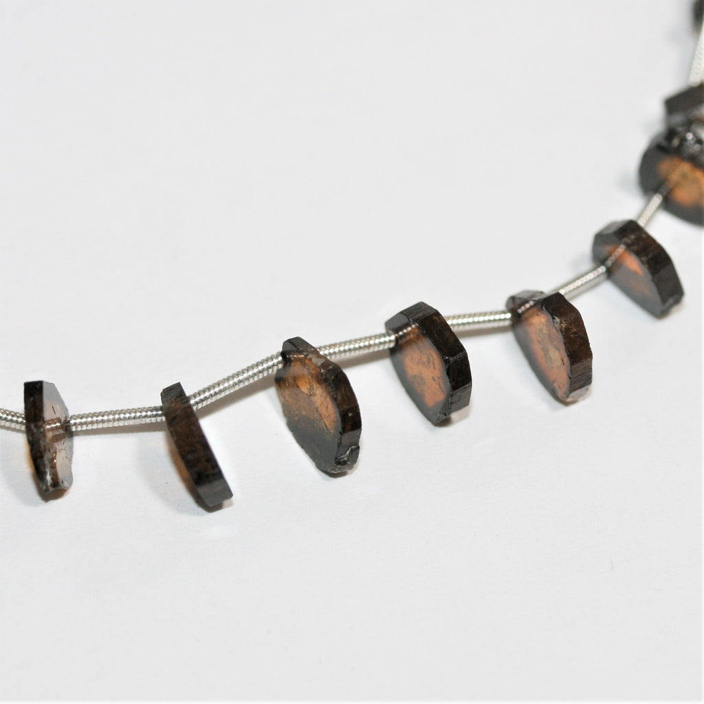 8" St Brown Tourmaline Flat Irregular Beads 6-10mm. Approx.- Strand 20cm. - Hard Gems
