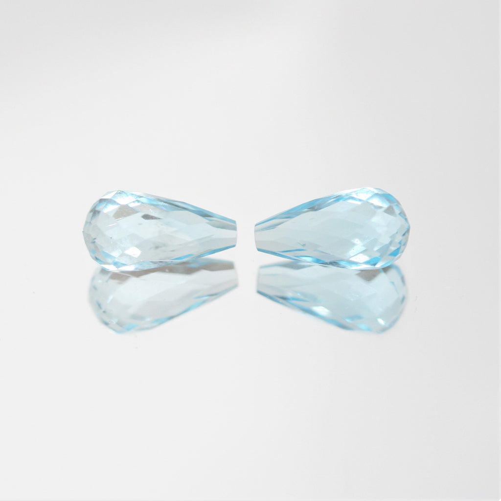Lote de gotas facetadas de topacio azul cielo perforadas a la mitad, 12 x 6 mm - 1 par