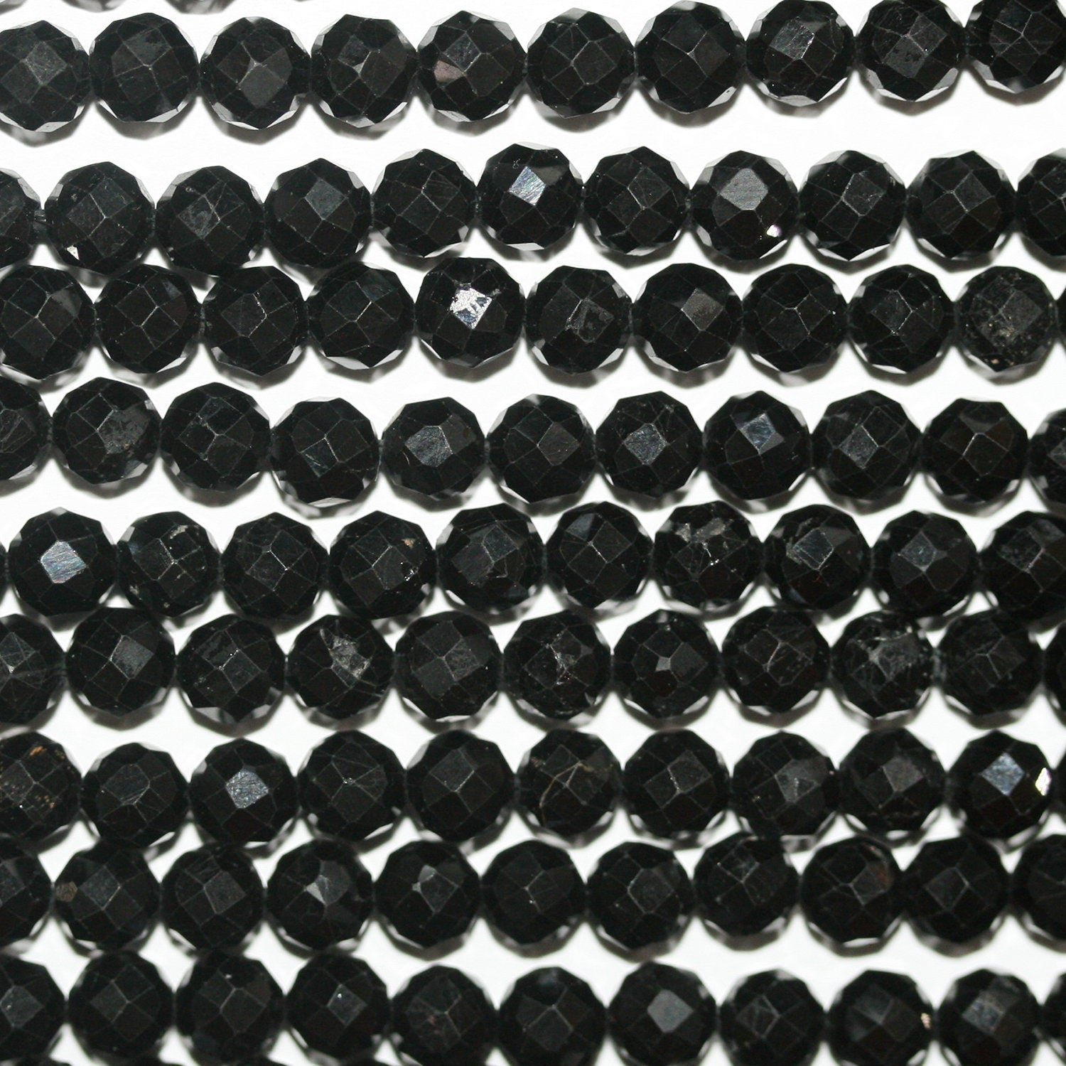Perles rondes à facettes en tourmaline noire St, 5 mm, 15 pouces - Fil de 39 cm