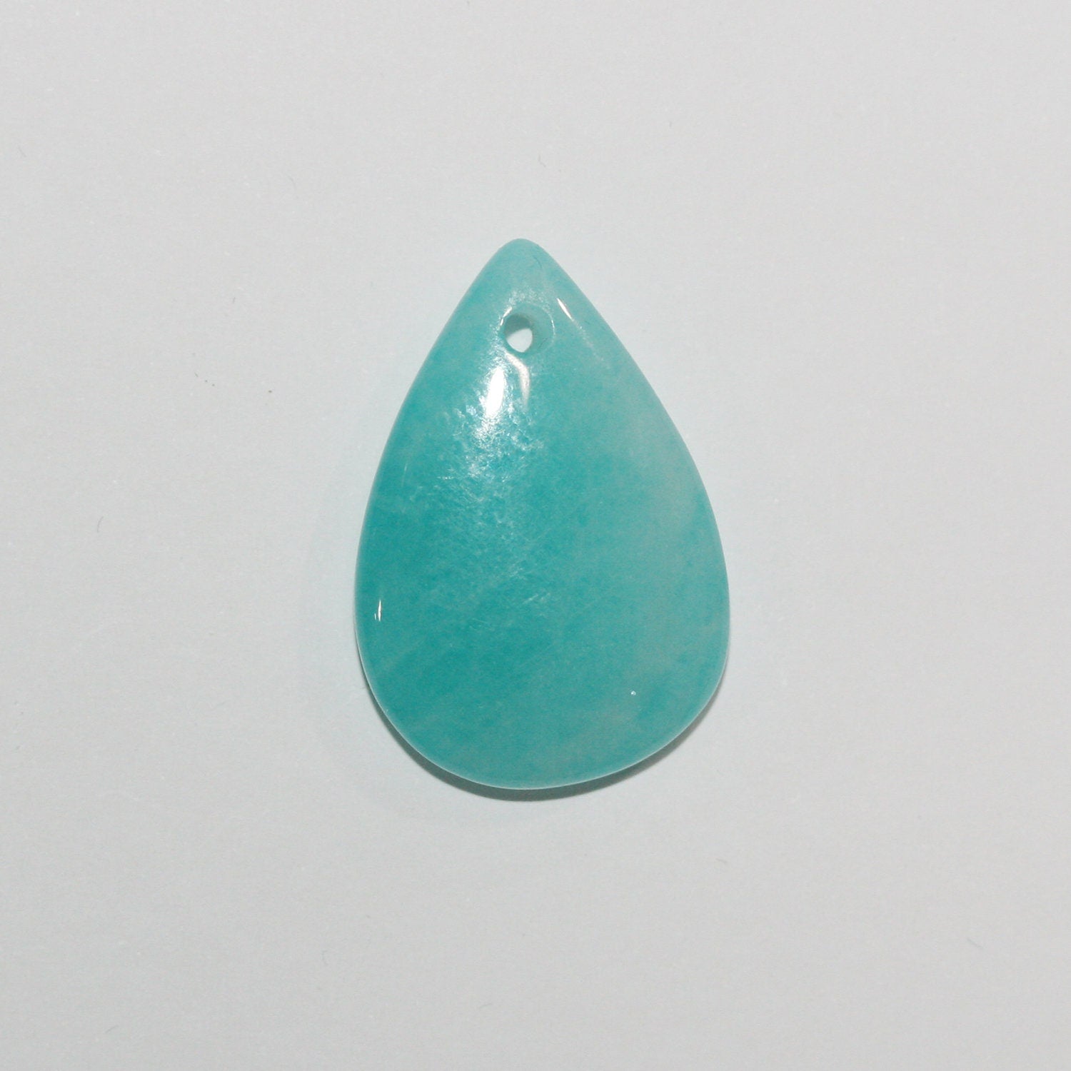 Pendentif goutte lisse en amazonite péruvienne 30x16mm environ - (1 pièce)