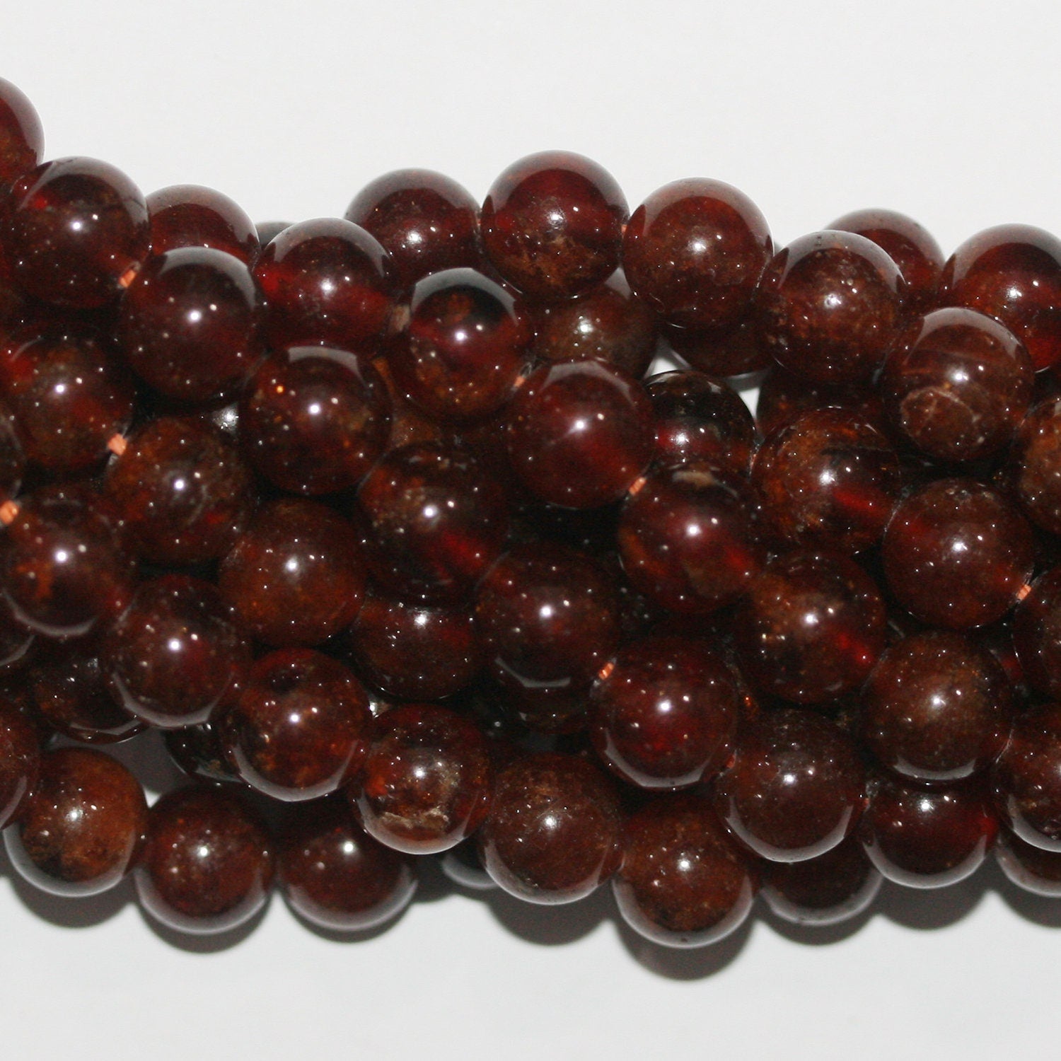 Collier de perles rondes lisses en grenat St Hessonite, 8 mm, 15 pouces (39 cm).