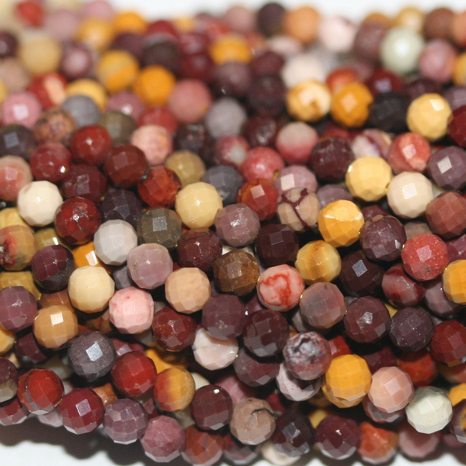 Perles rondes à facettes en St. Mookaite, 15 pouces, 2 mm - Fil de 39 cm