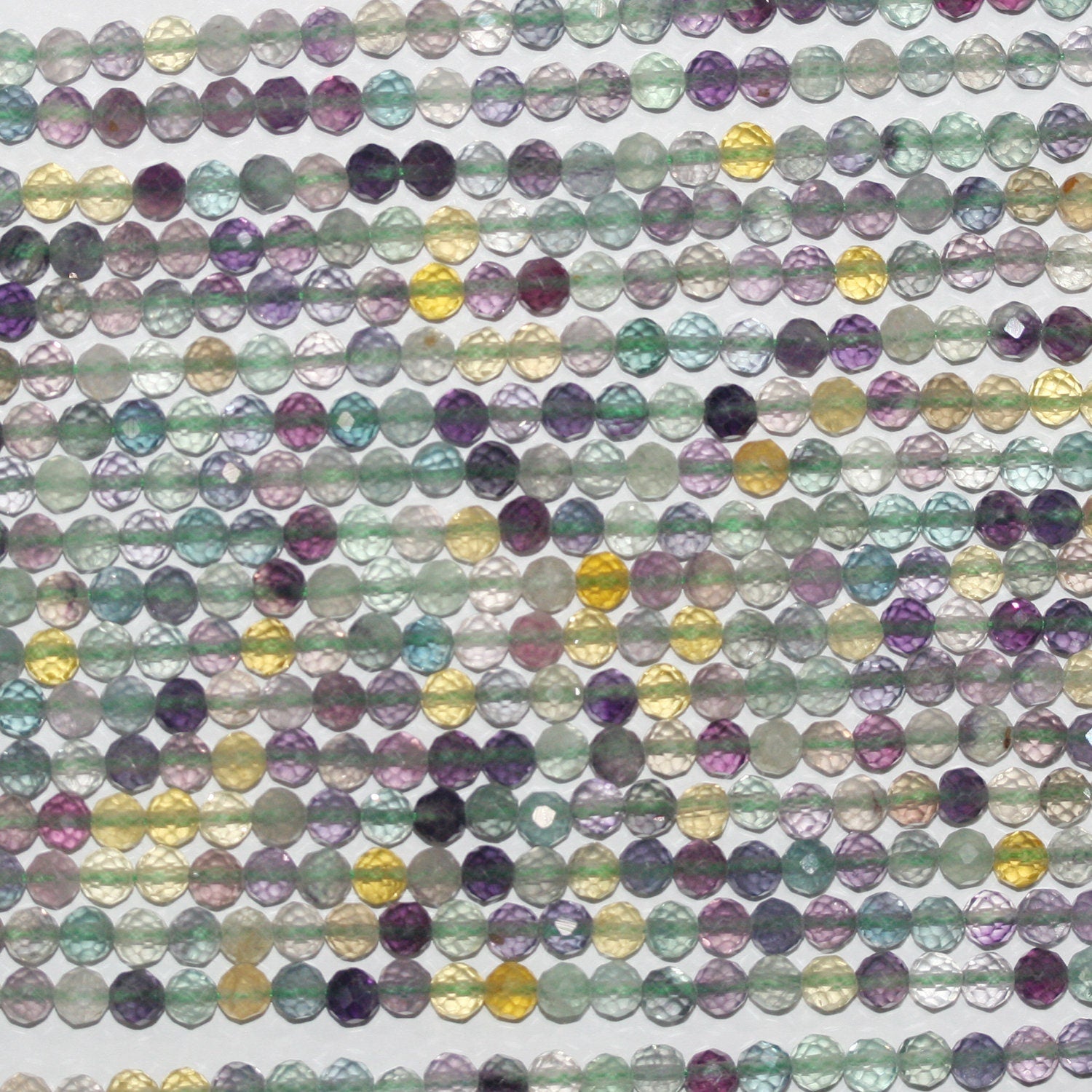 15" St Fluorite Facettée Rondes Perles 4mm.-Rig 39cm.