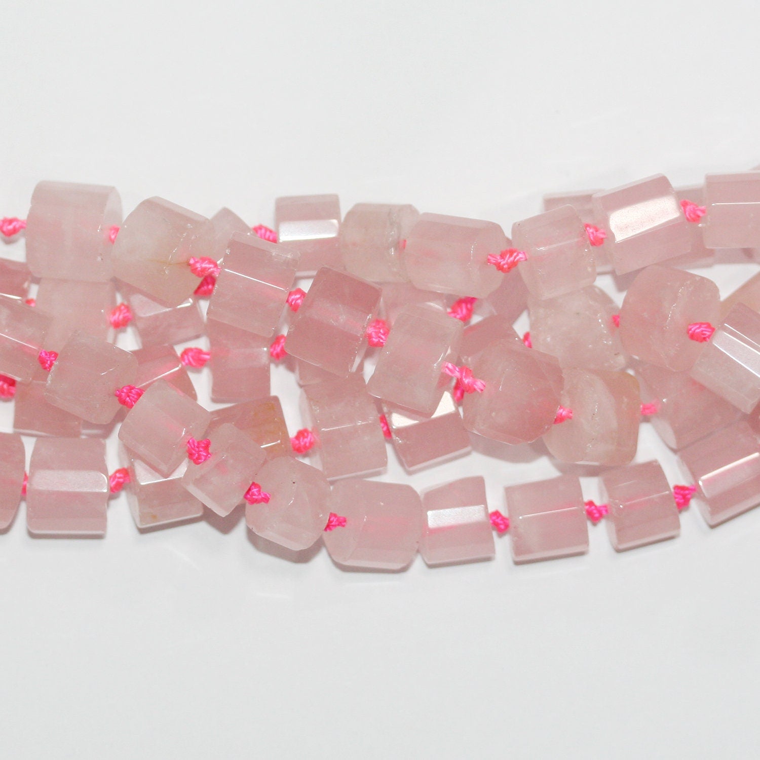 Cuentas de disco facetadas de cuarzo rosa de 17", 11 x 8 mm. Aprox. - Hilo de 43 cm.