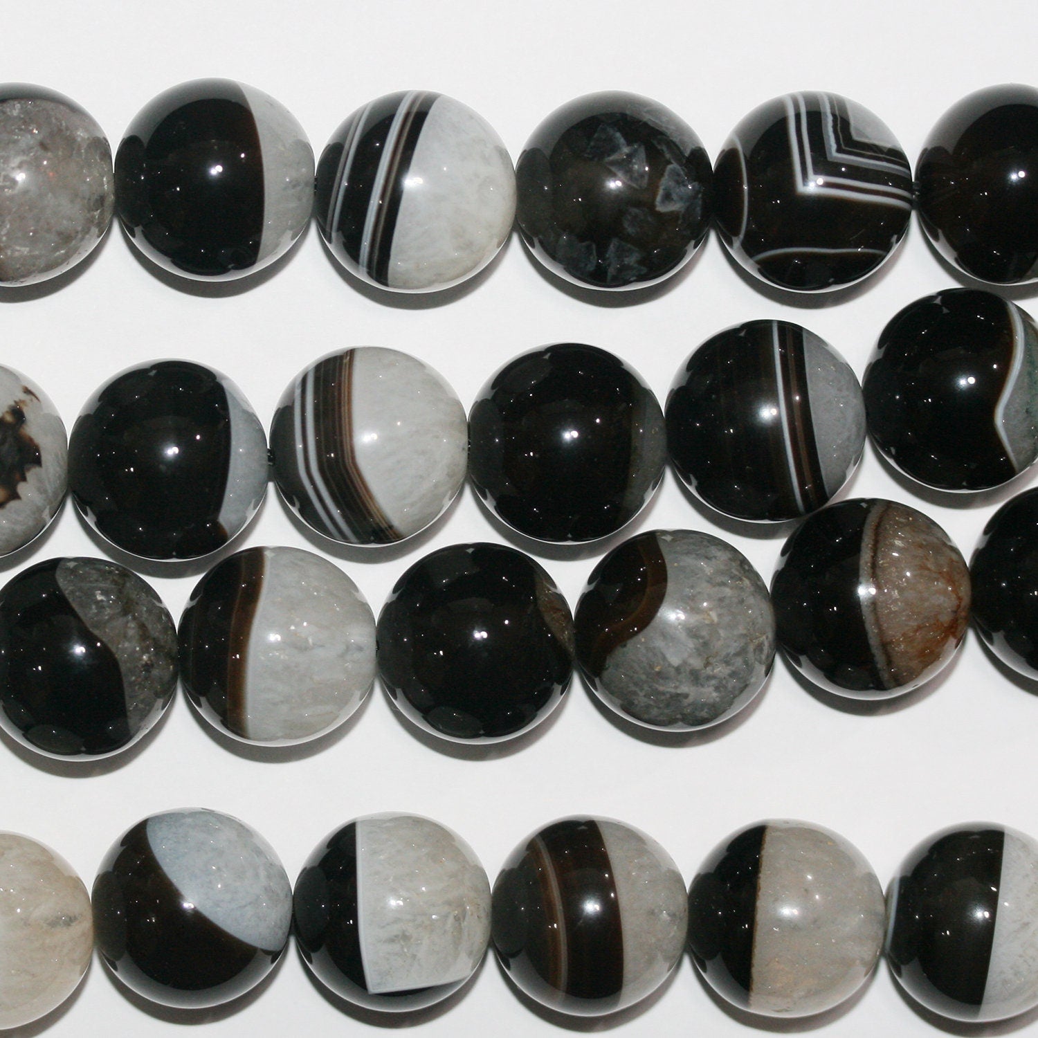 15" St Banded Onyx Smooth Round Beads 18mm.-Strand 39cm. - Hard Gems