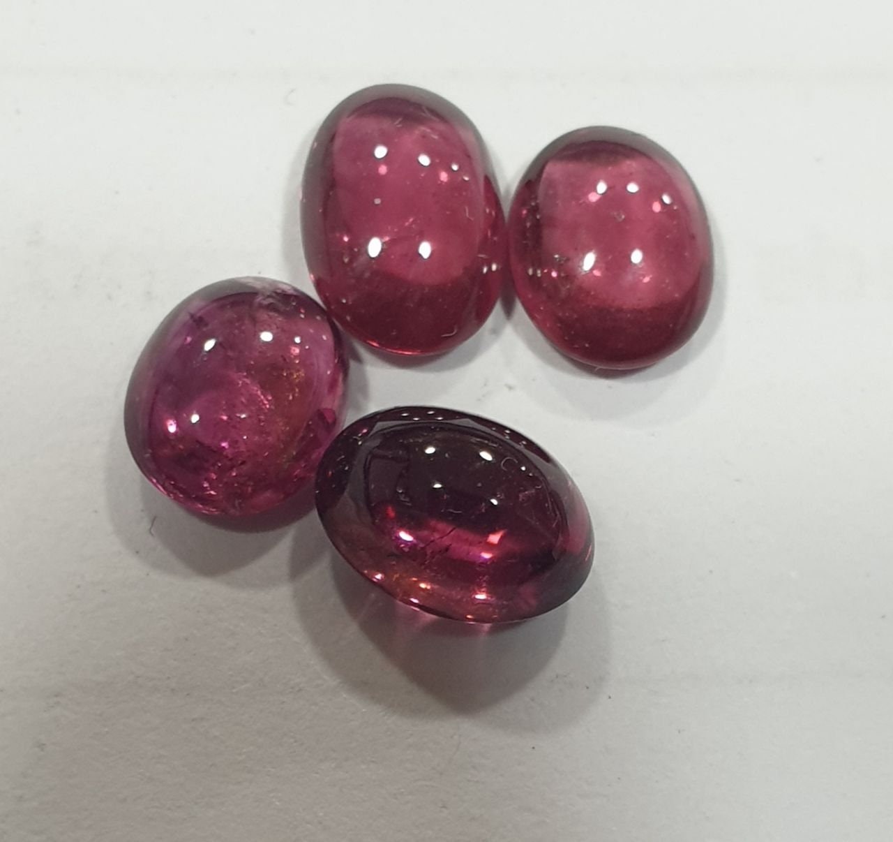 Rhodolite Garnet Lot Oval Cabochon 7-7.5x5.5mm.-(4pcs.)  -Gemstone Parcels-Loose Stones Wholesale Price