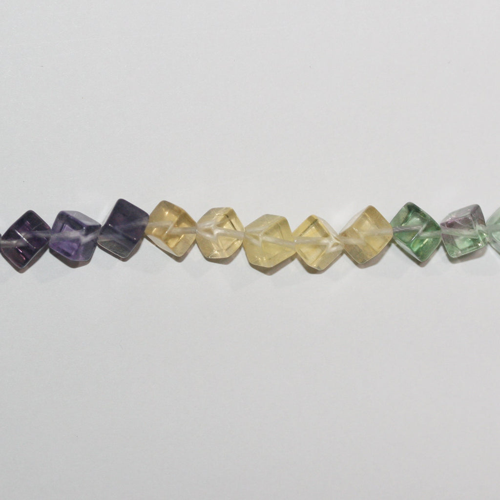 Perles cubiques lisses en fluorite St de 15 pouces, 6 mm - Fil de 39 cm.