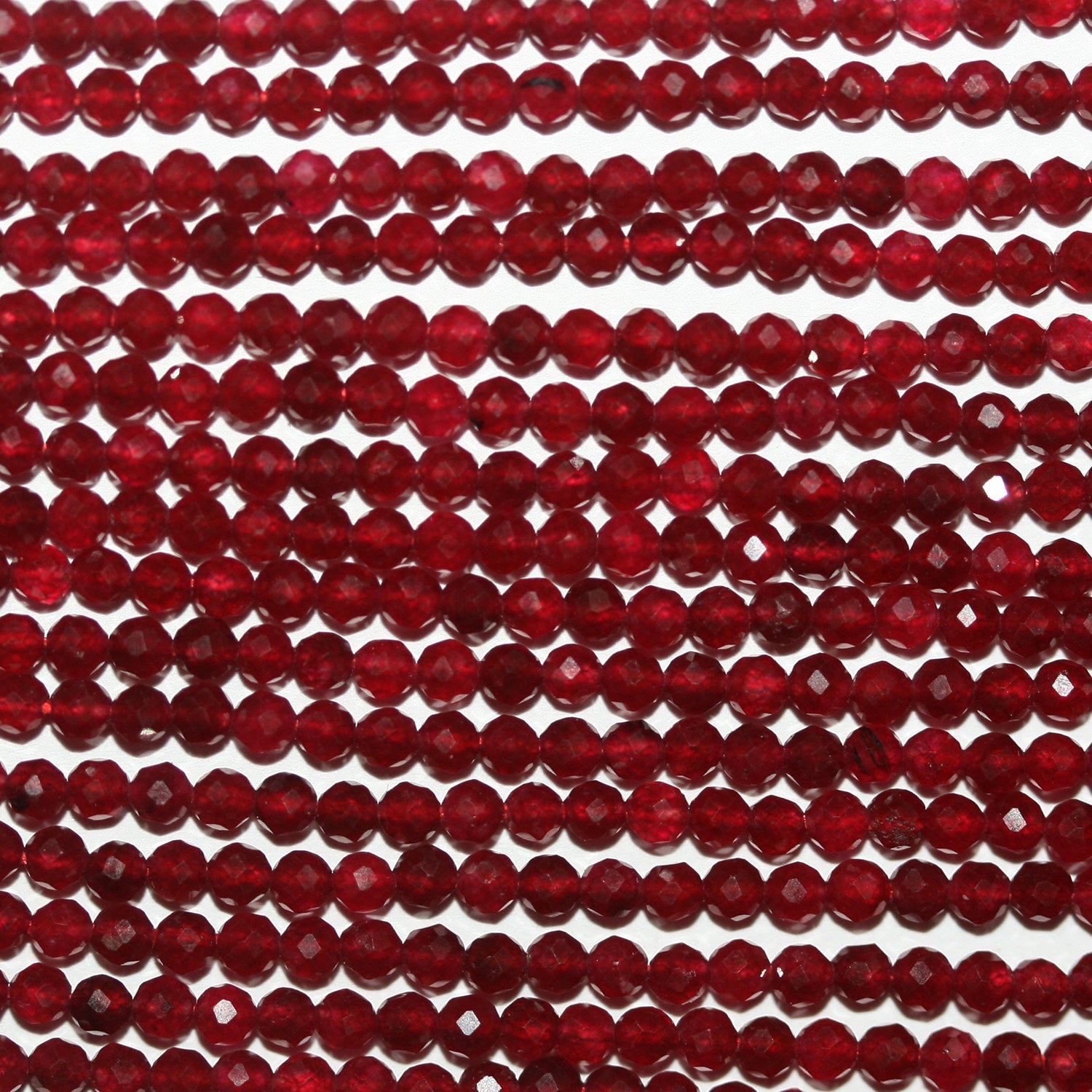 Perles rondes à facettes en quartz rouge St de 15 pouces, 2 mm, brin de 39 cm.