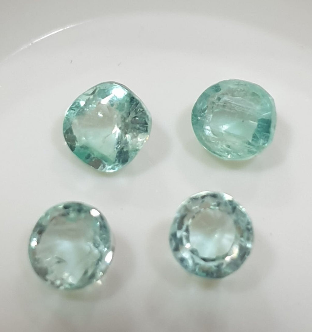 Lote de esmeraldas facetadas redondas de 4-4,5 mm (4 piezas) - Paquetes de piedras preciosas - Piedras sueltas al por mayor - Gemas naturales