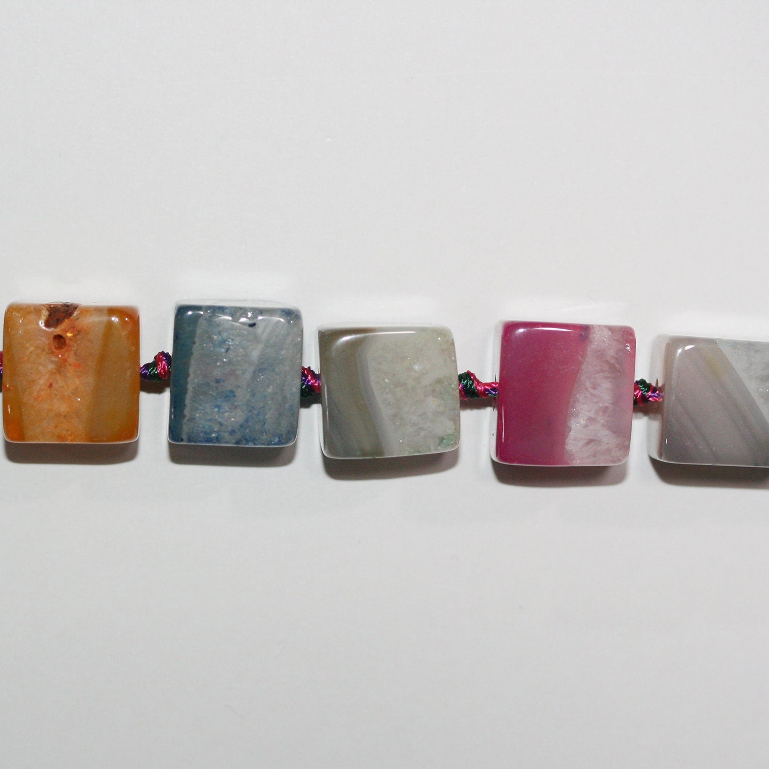 16" St Multicolor Agate Smooth Cube Beads 16-17mm. Strand 40cm. - Hard Gems