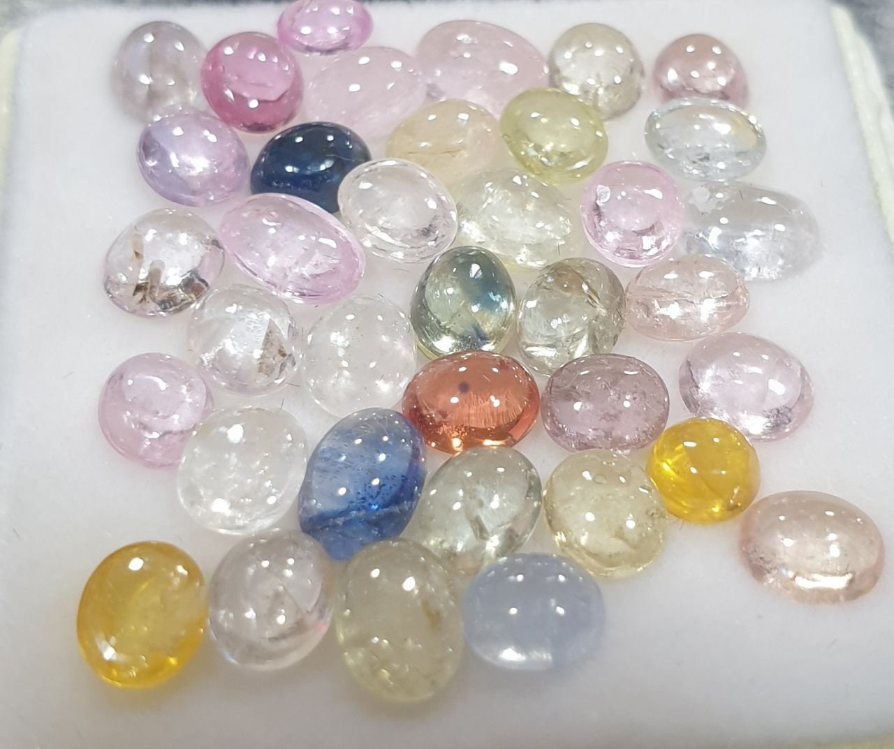 Multi Color Sapphire Oval Cabochon Lot Pink Yellow Green Orange White Sapphire 4Mix Sizes 3-6mm 15ct Lot-Sapphire Cabochons