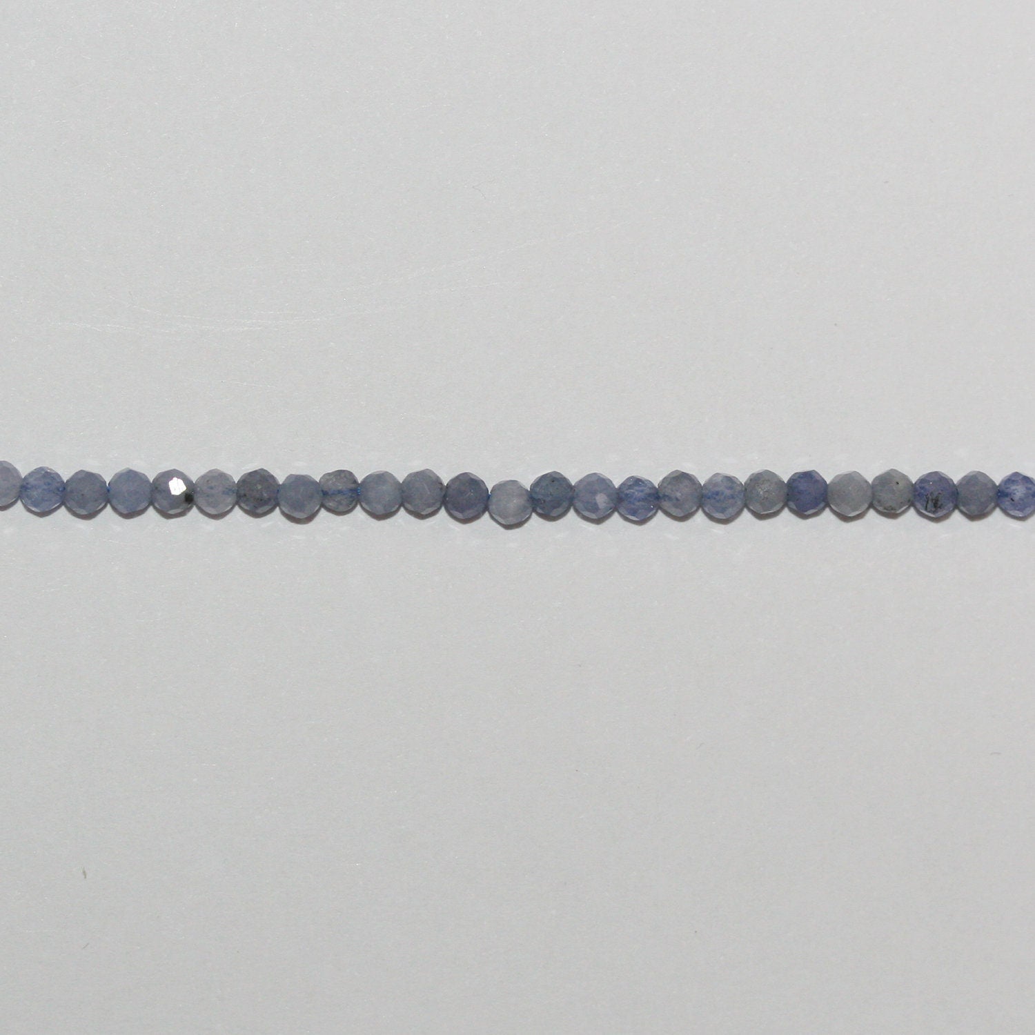 Perles rondes à facettes en tanzanite St de 15 pouces, 2 mm, brin de 39 cm.