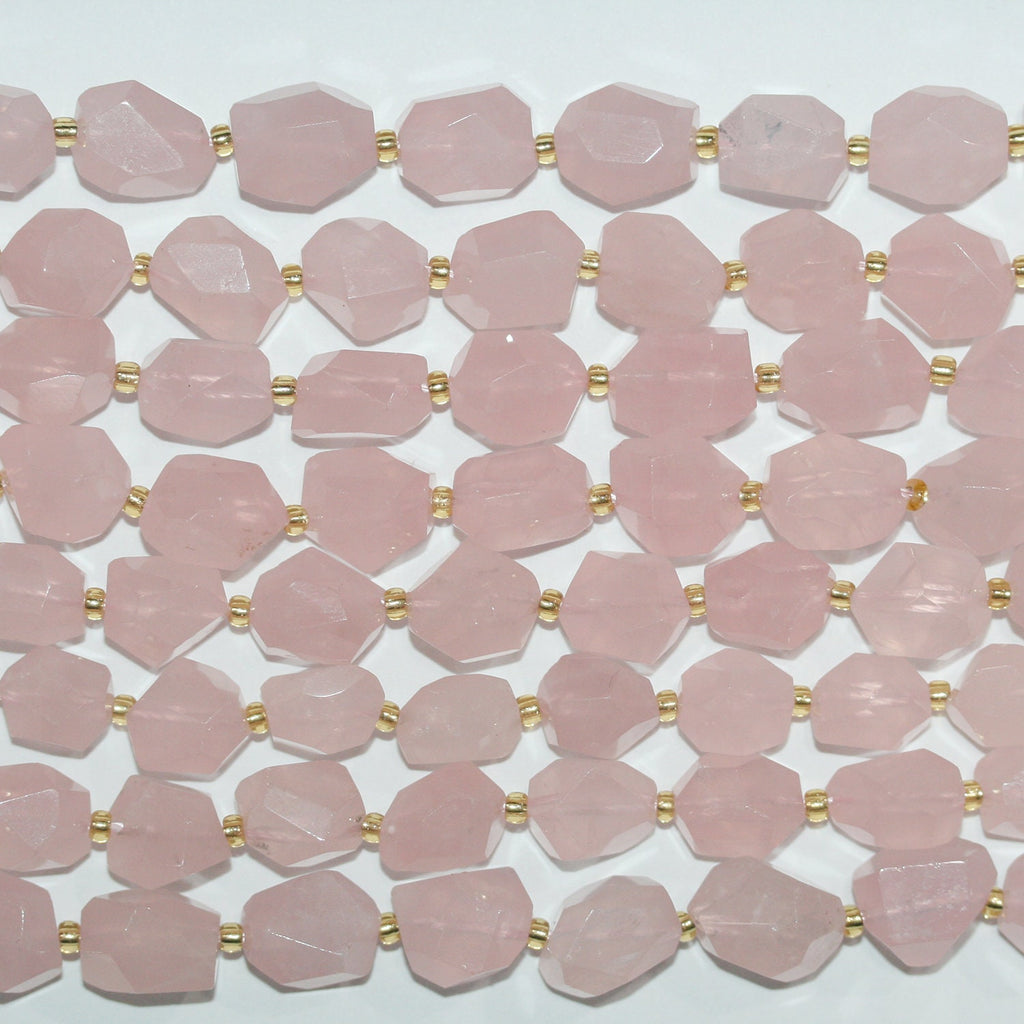 Perles de quartz rose Saint-Pierre facettées en forme de pépites, 12 x 10 mm, longueur approximative : 39 cm.