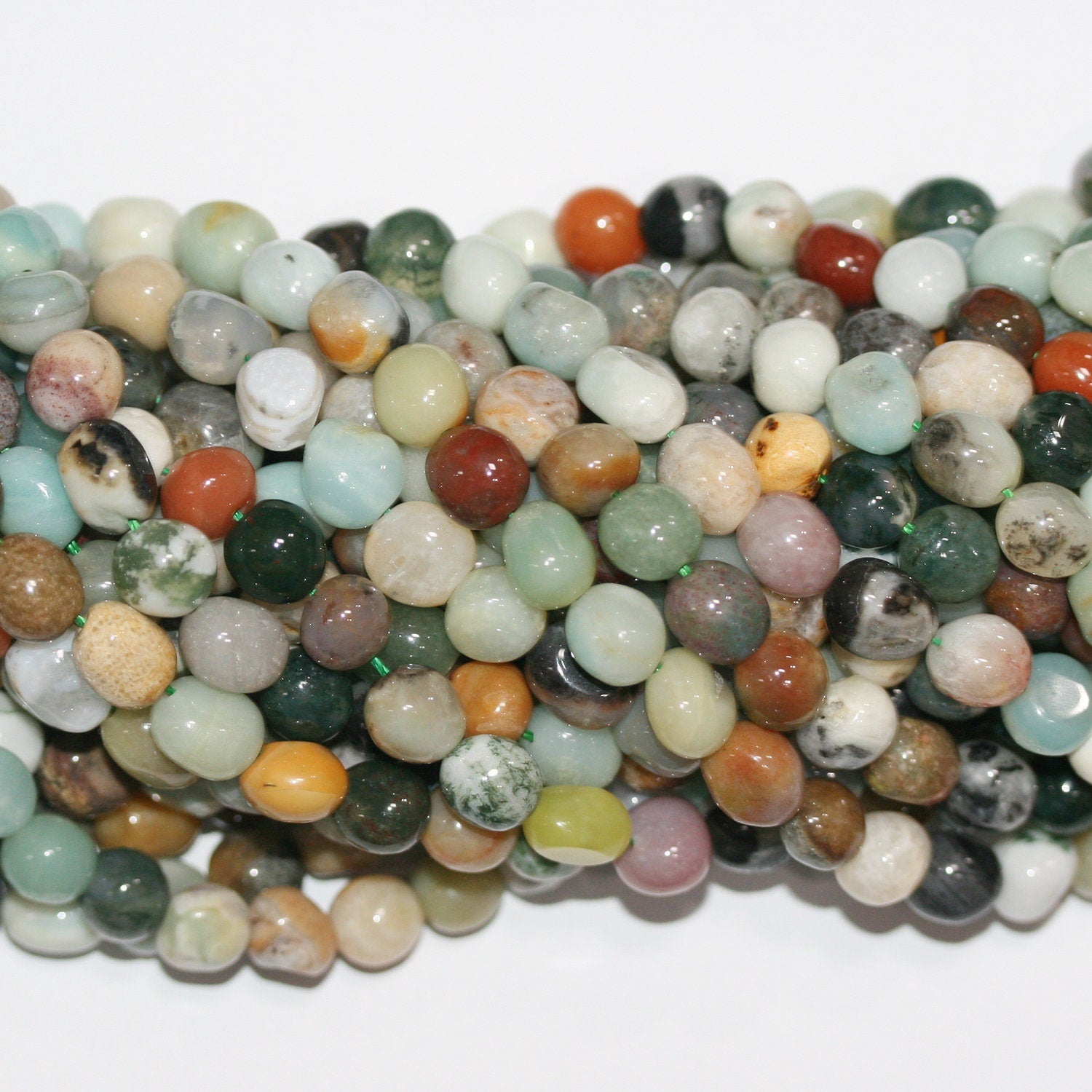 Cuentas de pepitas lisas de ágata y amazonita de 16" de 8 a 10 mm aproximadamente, hilo de 39 cm.