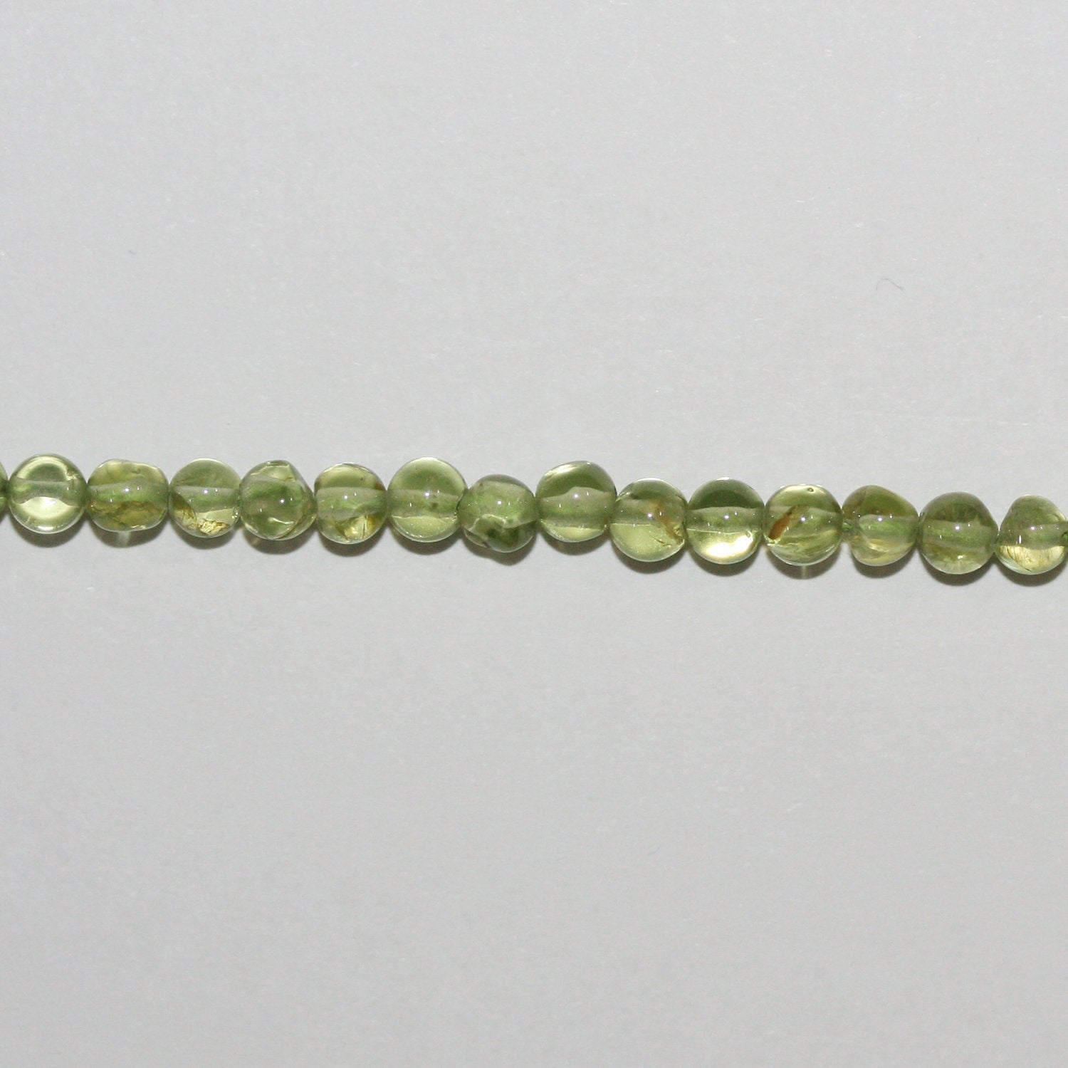 13" St Peridot Smooth Round Beads 2.5-3mm -Strand 36cm