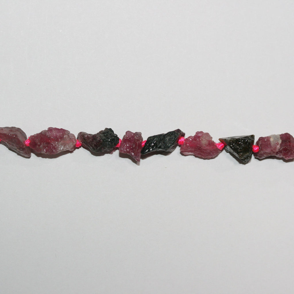 Cuentas de turmalina sin pulir de 16", 10-12 mm aprox., hilo de 40 cm.