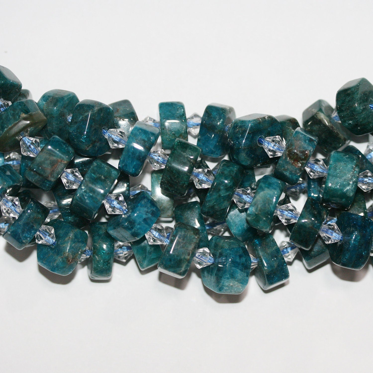 Perles rondelles à facettes en apatite bleue de Saint-Pierre de 15 pouces, 14 x 6 mm environ - Longueur du fil : 39 cm.