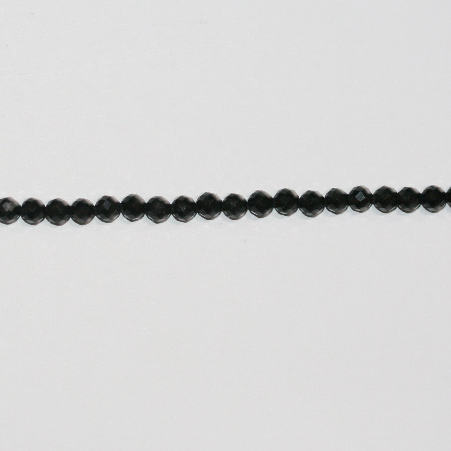 15" St Perles rondes à facettes en tourmaline noire 4 mm.-Rig 39 cm.