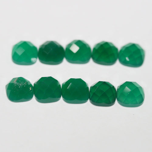Lot de 10 cabochons carrés à facettes en onyx vert de 6 mm (10 pièces)