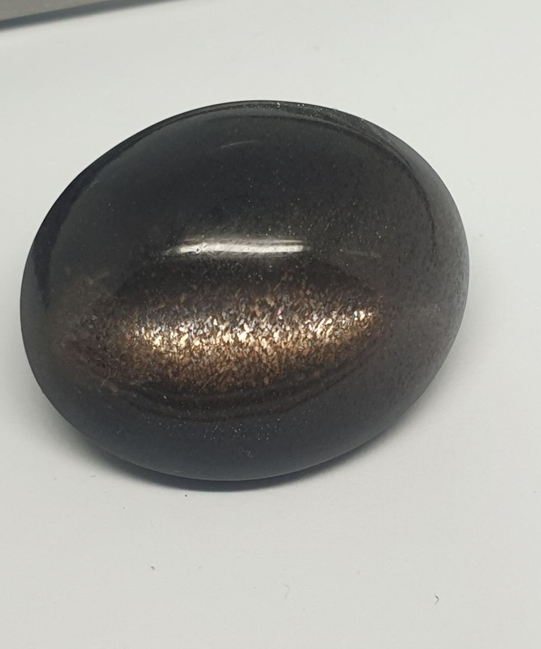 Cabochon ovale lisse en diopside Big Black Star, 23,8 x 19,6 mm (41,3 ct) - Astérisme parfait, qualité supérieure