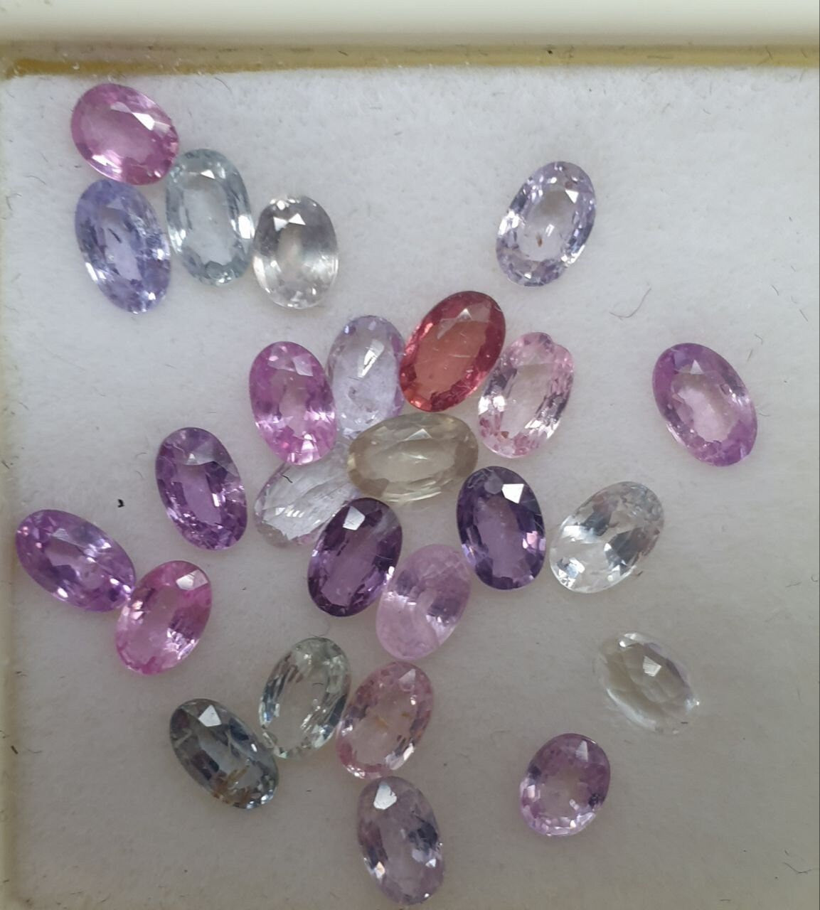 Lote de 8,15 cts Zafiro Multicolor Zafiro Púrpura Amarillo Verde De 4mm a 7mm 5,15ct- Marquesa Ovalada-Oferta Tamaño: varía de 3-5mm