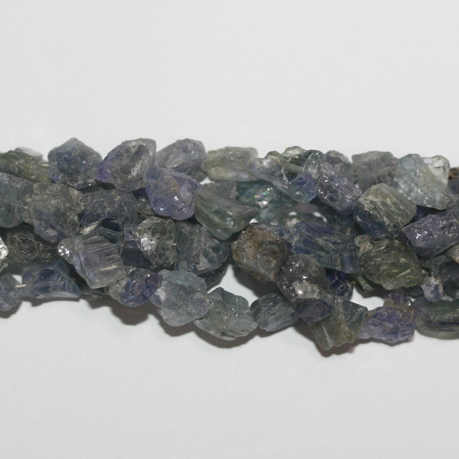 Cuentas de pepitas de tanzanita sin pulir de 16" (6-7 mm). Aprox. - Hilo de 40 cm.