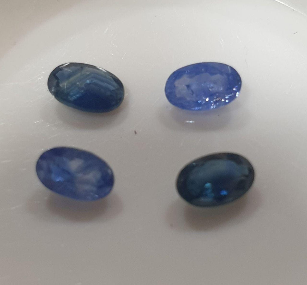 Lote de 4 zafiros azules naturales facetados ovalados de 5 x 3-3,2 mm - Gemas sueltas - Precio al por mayor - Gemas naturales