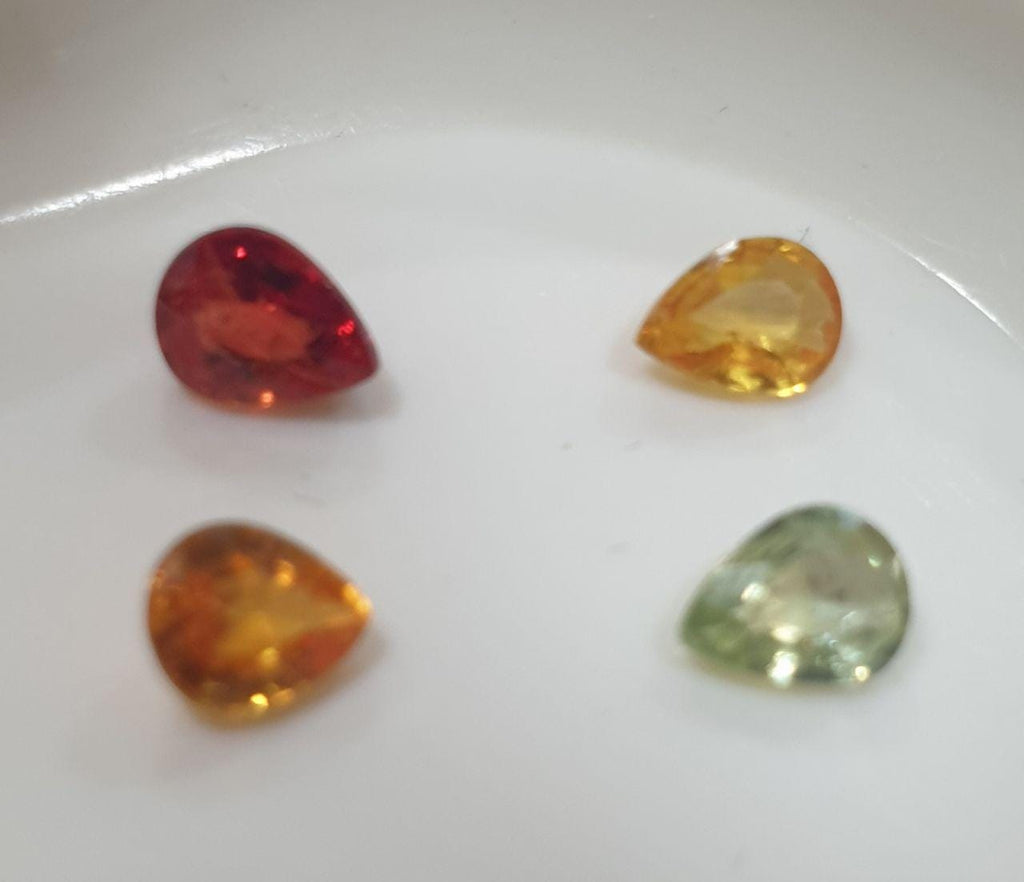 Lot de saphirs multicolores à facettes en forme de goutte 5x4mm (4 pièces) - Pierres précieuses en vrac - Prix de gros - Gemmes naturelles