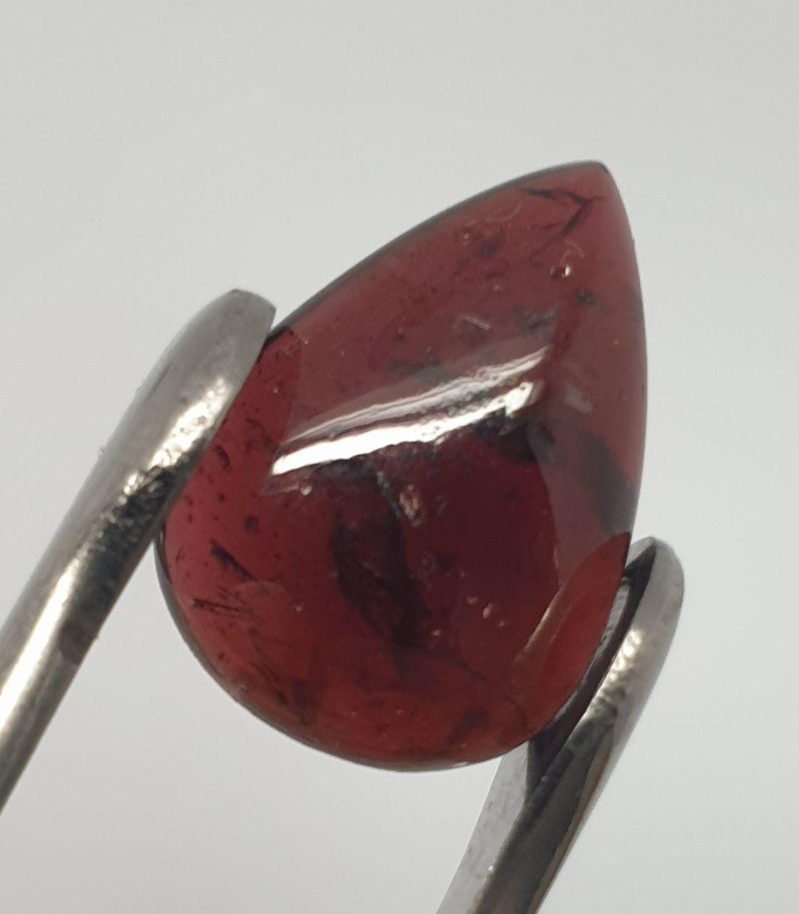 Almandine Smooth Drop Garnet Cabochon 17x12.5mm. (9.2ct.) - Hard Gems