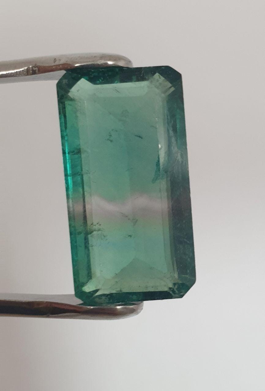 Fluorita verde natural en forma de octágono (22,6 x 12,1 x 7,6 mm, 22,18 ct), gemas naturales sin tratar, cristal natural, pieza única.