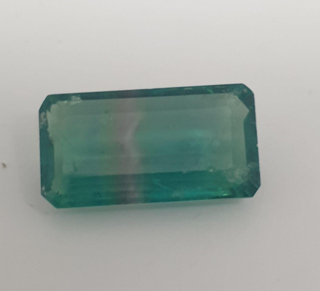 Fluorita verde natural en forma de octágono (22,6 x 12,1 x 7,6 mm, 22,18 ct), gemas naturales sin tratar, cristal natural, pieza única.