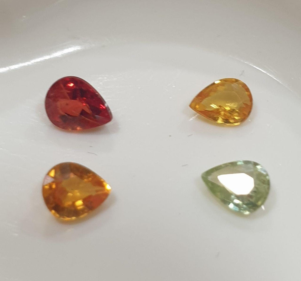 Lot de saphirs multicolores à facettes en forme de goutte 5x4mm (4 pièces) - Pierres précieuses en vrac - Prix de gros - Gemmes naturelles