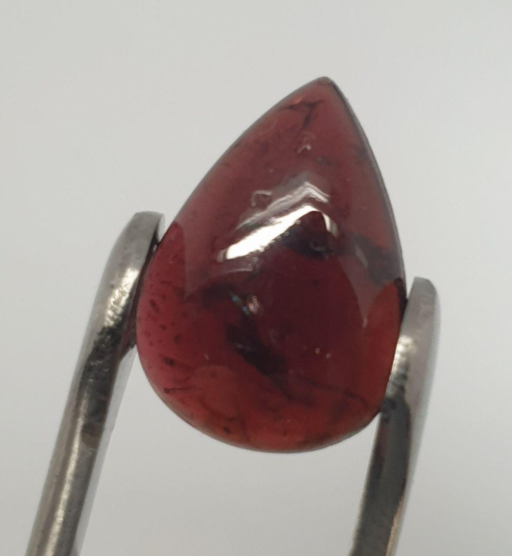 Almandine Smooth Drop Garnet Cabochon 17x12.5mm. (9.2ct.) - Hard Gems